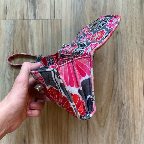 VERA BRADLEY Wallet Wristlet Cheery Blossoms Turn Lock Envelope Gray Red Pink - Picture 10 of 13